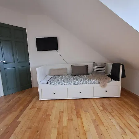 Holiday home Spacious 4 Bedroom Retreat In Peaceful Location Craughwell